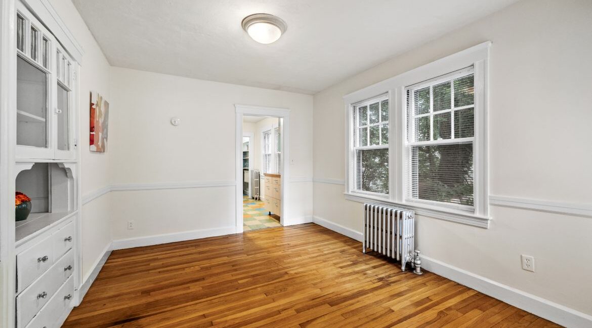 7 Oliver Rd Watertown MA 02472 Dining Room View